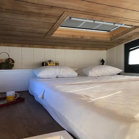 Zeytinycesme L Tiny & Farm L *
